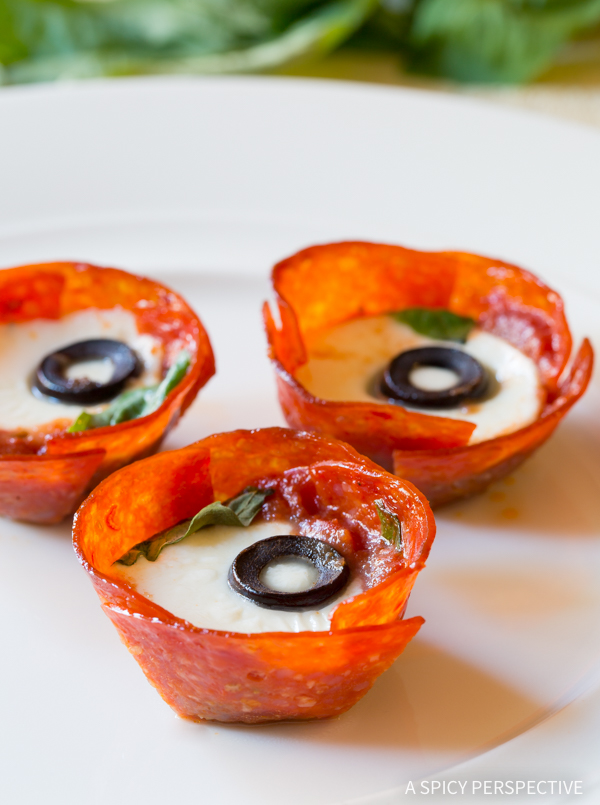spicy low carb pepperoni pizza cups